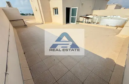 Villa - Studio - 7 Bathrooms for rent in Marina Village - Abu Dhabi