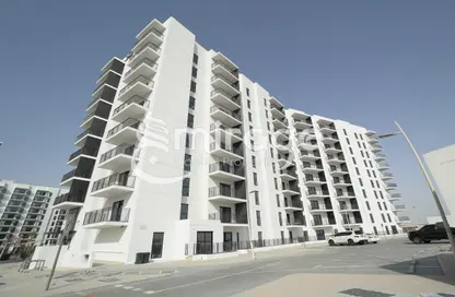 Apartment - 1 Bedroom - 1 Bathroom for rent in Waters Edge - Yas Island - Abu Dhabi