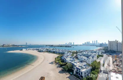 Apartment - 2 Bedrooms - 3 Bathrooms for sale in Al Haseer - Shoreline Apartments - Palm Jumeirah - Dubai