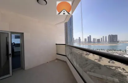 Apartment - 2 Bedrooms - 3 Bathrooms for rent in Al Khan - Sharjah