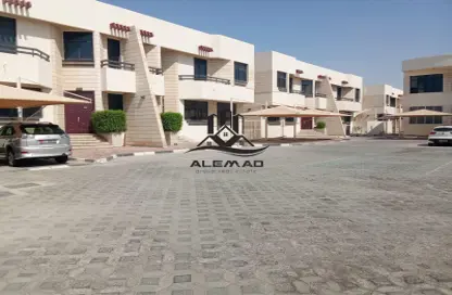 Villa - 4 Bedrooms - 2 Bathrooms for rent in Mohamed Bin Zayed City - Abu Dhabi