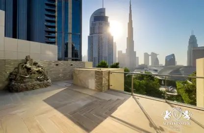 Villa - 3 Bedrooms - 6 Bathrooms for sale in Boulevard Point - Downtown Dubai - Dubai