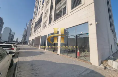 Shop - Studio for rent in Rokane G25 - Jumeirah Village Circle - Dubai