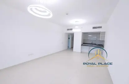 Apartment - 2 Bedrooms - 3 Bathrooms for rent in Oxford Building - Jumeirah Village Circle - Dubai