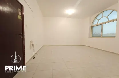 Apartment - Studio - 1 Bathroom for rent in Al Muroor Building - Sultan Bin Zayed the First Street - Muroor Area - Abu Dhabi