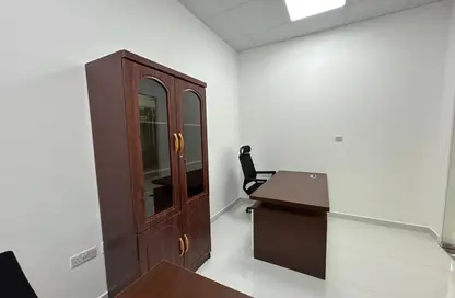 Business Centre - Studio - 1 Bathroom for rent in Red Avenue - Al Garhoud - Dubai