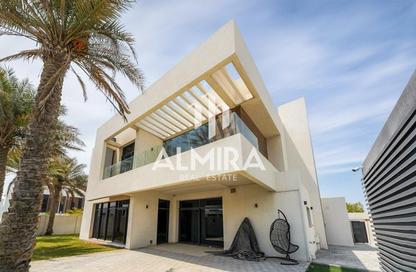 Villa - 4 Bedrooms - 5 Bathrooms for sale in West Yas - Yas Island - Abu Dhabi