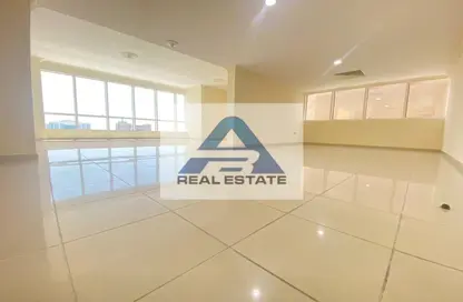 Apartment - 3 Bedrooms - 4 Bathrooms for rent in Kamala Tower - Al Khalidiya - Abu Dhabi