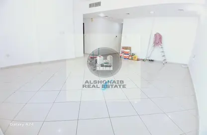 Apartment - 3 Bedrooms - 2 Bathrooms for rent in Al Wahda Street - Al Wahda - Abu Dhabi