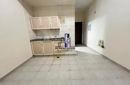 Apartment - Studio - 1 Bathroom for rent in Fire Station Road - Muwaileh - Sharjah