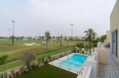 Villa - 5 Bedrooms - 6 Bathrooms for sale in Meadows 4 - Meadows - Dubai