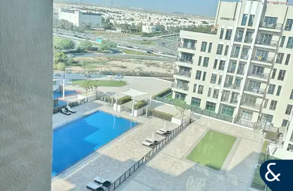 Apartment - 2 Bedrooms - 2 Bathrooms for sale in Hayat Boulevard-2A - Hayat Boulevard - Town Square - Dubai