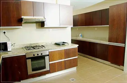 Apartment - 3 Bedrooms - 4 Bathrooms for rent in Marina Heights - Dubai Marina - Dubai