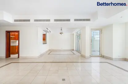 Villa - 3 Bedrooms - 5 Bathrooms for rent in Al Mass Villas - Dubai Marina - Dubai