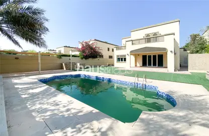 Villa - 4 Bedrooms - 6 Bathrooms for rent in Regional - Jumeirah Park - Dubai