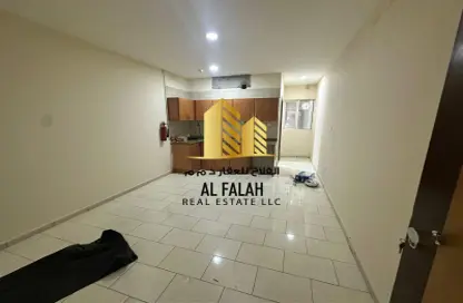 Apartment - 1 Bathroom for rent in Zayd Bin Aslam Street - Abu shagara - Sharjah