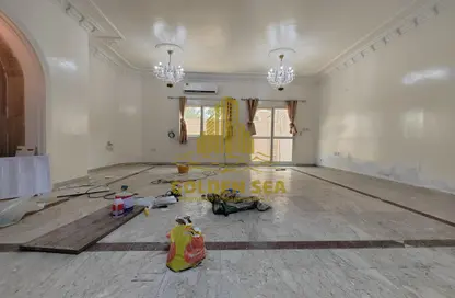 Villa - 3 Bedrooms - 3 Bathrooms for rent in Al Mamoura - Muroor Area - Abu Dhabi