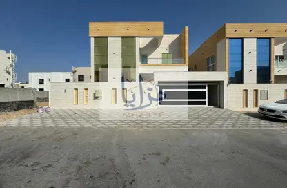 Villa - 5 Bedrooms - 6 Bathrooms for sale in Al Yasmeen 1 - Al Yasmeen - Ajman