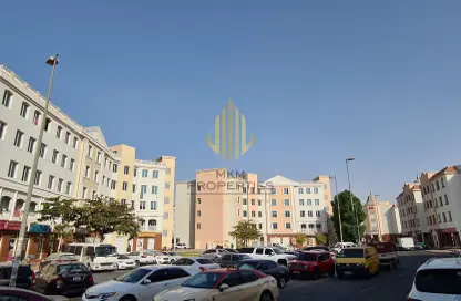 Shop - Studio for rent in England Cluster - International City - Dubai