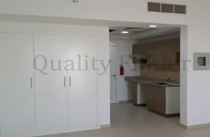 Apartment - Studio - 1 Bathroom for rent in Al Sabeel Building - Al Ghadeer - Abu Dhabi