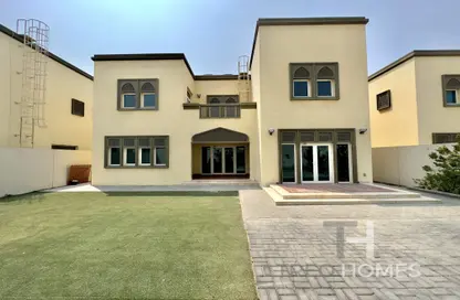 Villa - 3 Bedrooms - 4 Bathrooms for rent in Regional - Jumeirah Park - Dubai