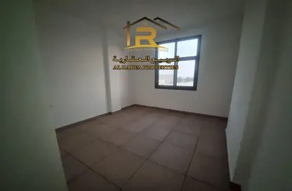 Apartment - 2 Bedrooms - 3 Bathrooms for rent in Al Jurf 2 - Al Jurf - Ajman Downtown - Ajman