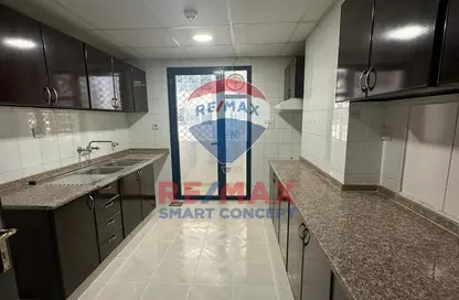 Apartment - 4 Bedrooms - 4 Bathrooms for rent in Hamdan Street - Abu Dhabi