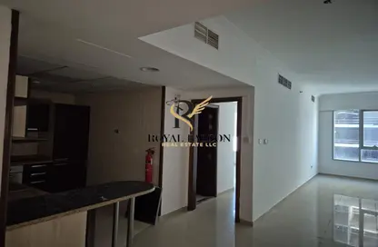 Apartment - 1 Bedroom - 2 Bathrooms for sale in Ontario Tower - Business Bay - Dubai