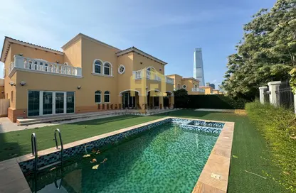 Villa - 5 Bedrooms - 6 Bathrooms for sale in Legacy - Jumeirah Park - Dubai