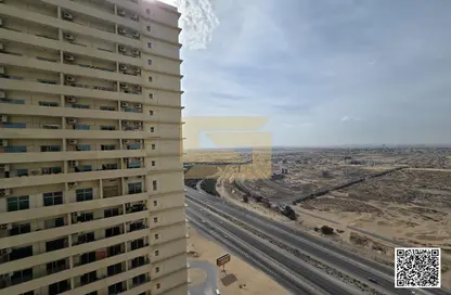 Apartment - 1 Bedroom - 2 Bathrooms for rent in Lilies Tower - Emirates City - Ajman