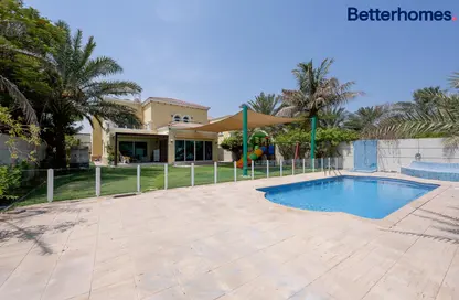 Villa - 4 Bedrooms - 5 Bathrooms for rent in Legacy - Jumeirah Park - Dubai