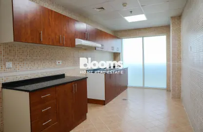 Apartment - 2 Bedrooms - 3 Bathrooms for sale in Olympic Park 4 - Olympic Park Towers - Dubai Sports City - Dubai