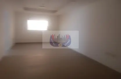 Half Floor - Studio - 3 Bathrooms for rent in Al Rawda - Ajman