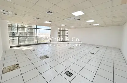 Office Space - Studio for rent in Shatha Tower - Dubai Media City - Dubai