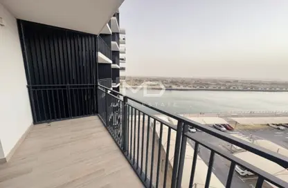 Apartment - 2 Bedrooms - 3 Bathrooms for rent in Waters Edge - Yas Island - Abu Dhabi