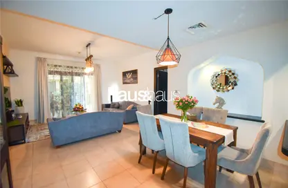 Apartment - 3 Bedrooms - 4 Bathrooms for sale in Yansoon 4 - Yansoon - Old Town - Dubai