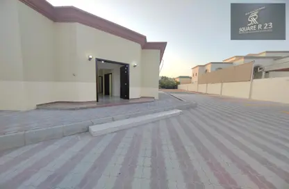 Apartment - 1 Bedroom - 1 Bathroom for rent in Shakhbout City - Abu Dhabi