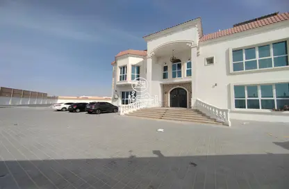 Apartment - 1 Bedroom - 2 Bathrooms for rent in Mohamed Bin Zayed Centre - Mohamed Bin Zayed City - Abu Dhabi