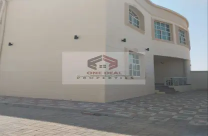 Villa - 4 Bedrooms - 5 Bathrooms for rent in Falaj Hazzaa - Al Ain