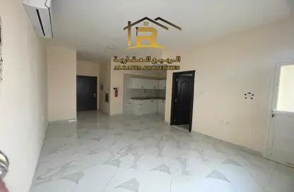 Apartment - 1 Bathroom for rent in Al Jurf 3 - Al Jurf - Ajman Downtown - Ajman